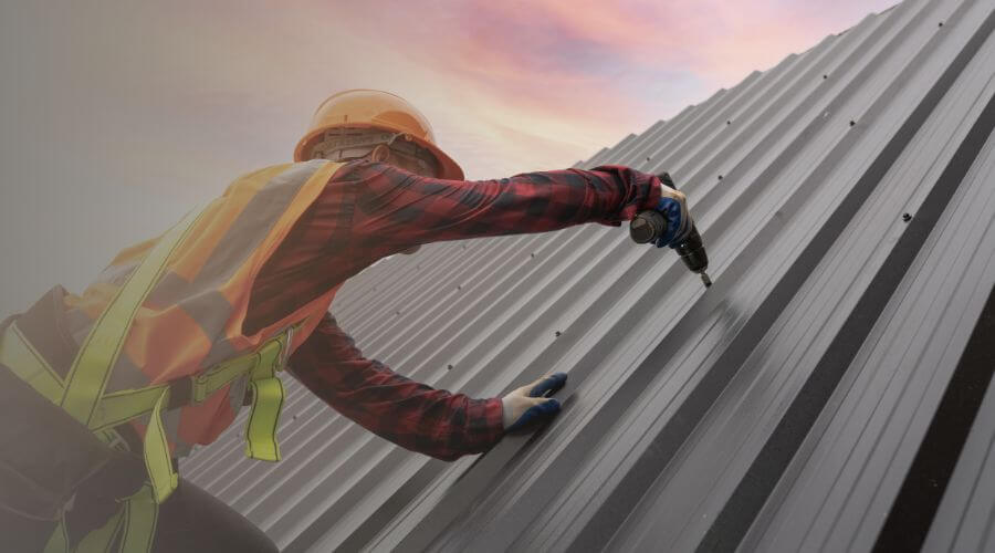 Expert Emergency Roof Repairs services in Scandia, KS